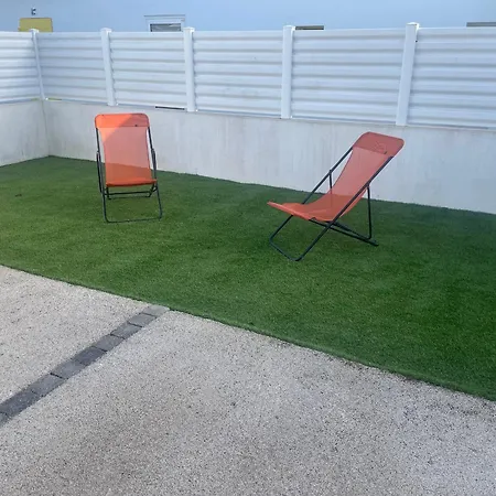 Maison Cosy A 900m De La Avec Jardin Clos Et Parking Privatif - Fr-1-22-182 펜션