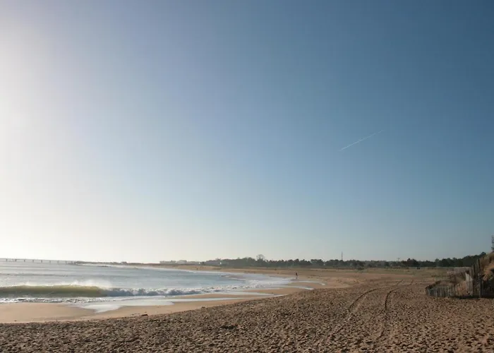 בית נופש Maison Cosy A 900m De La Avec Jardin Clos Et Parking Privatif - Fr-1-22-182 *